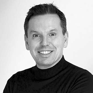 Dr. Pascal Duijsters 